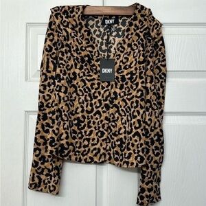 Women’s Leopard DKNY extra small blouse